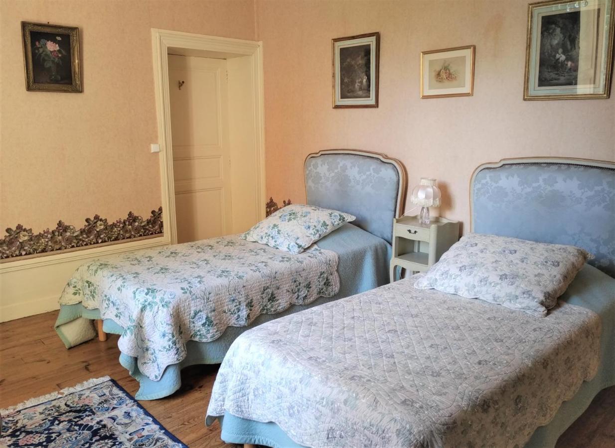 Chateau De La Vernede, La Grande Vernede Saint-Rémy-de-Chargnat エクステリア 写真