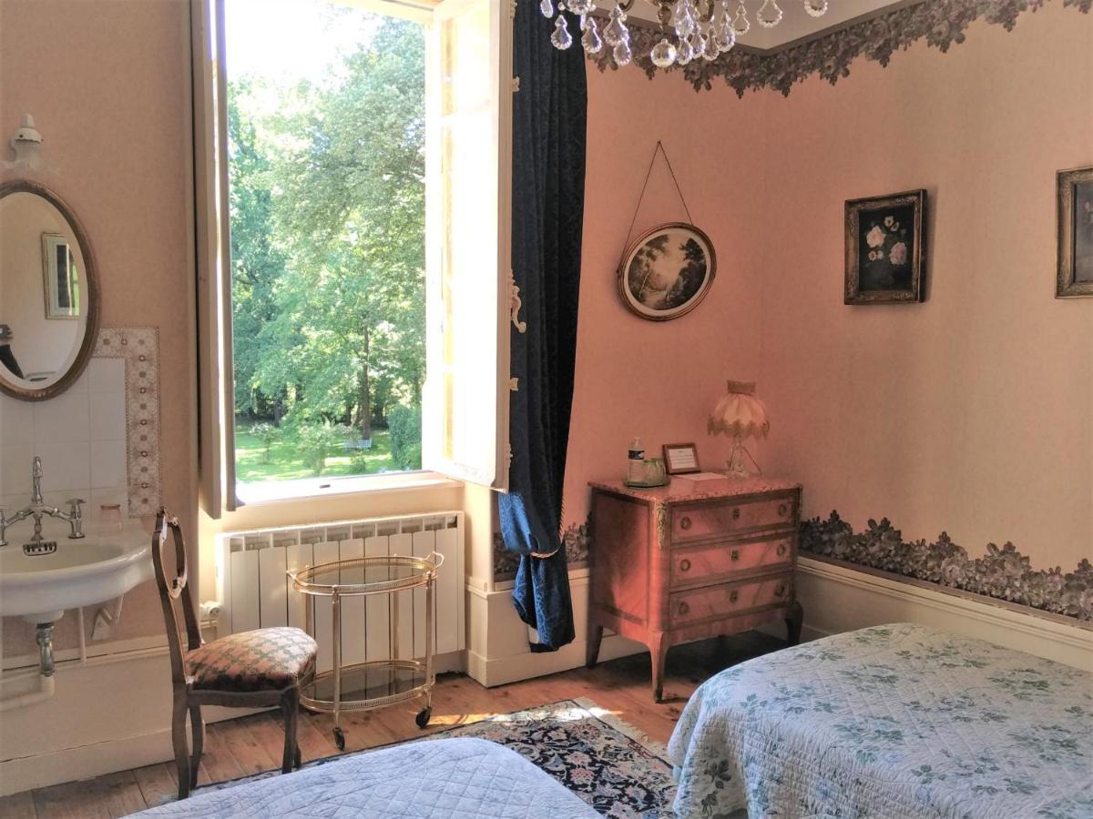 Chateau De La Vernede, La Grande Vernede Saint-Rémy-de-Chargnat エクステリア 写真