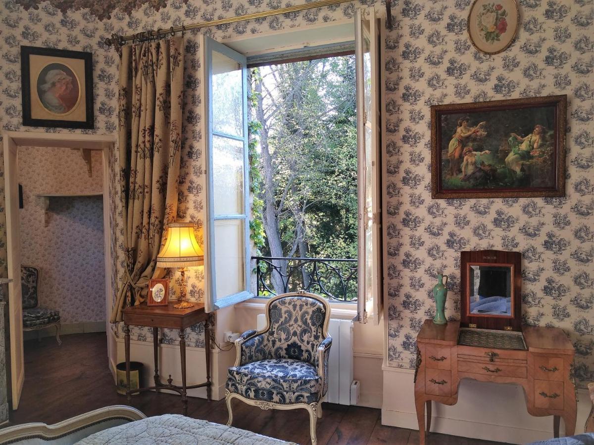 Chateau De La Vernede, La Grande Vernede Saint-Rémy-de-Chargnat エクステリア 写真