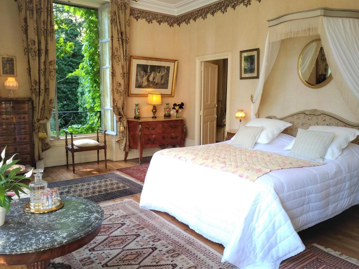 Chateau De La Vernede, La Grande Vernede Saint-Rémy-de-Chargnat エクステリア 写真