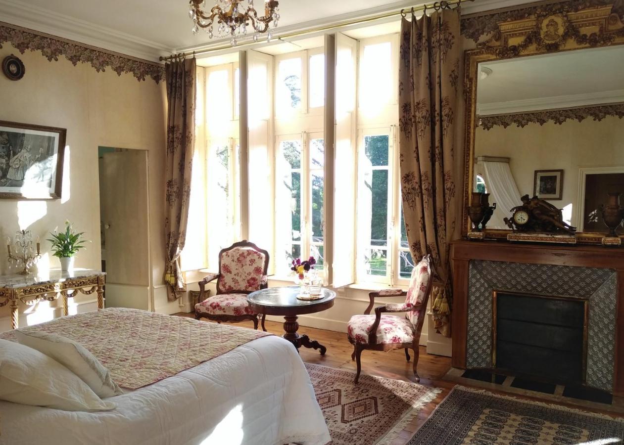 Chateau De La Vernede, La Grande Vernede Saint-Rémy-de-Chargnat エクステリア 写真